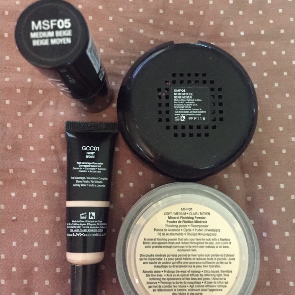 SOLD  NYX face Makeup bundle 🌸 - Picture 2 of 5